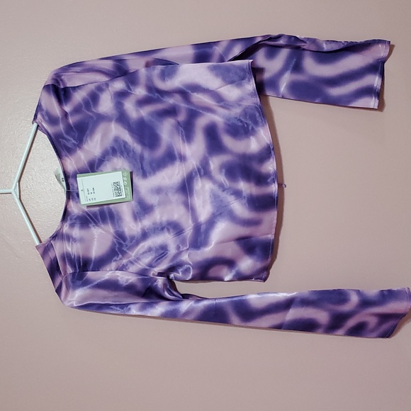 Swirl pattern H&M top - Picture 2 of 2